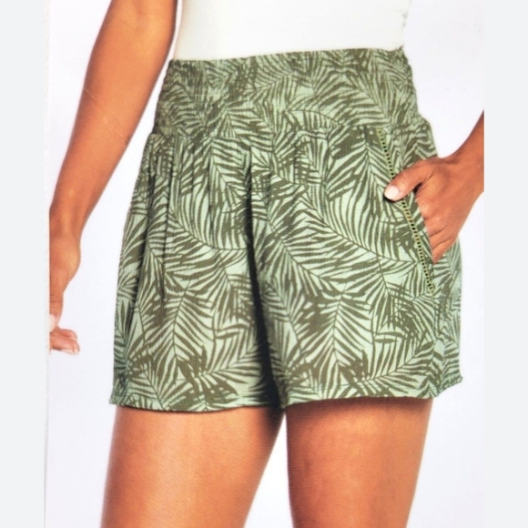 Three Dots Printed Crochet Rayon Shorts Green Tropical S - Picture 1 of 10